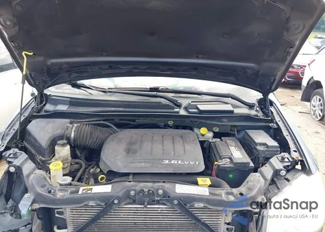 2013 Chrysler Town & Country Touring-L из США, поврежденный, VIN 2C4RC1CG3DR681392